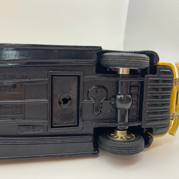 Vintage ERTL Coca-Cola 50th Anniversary 1930s Coke Promo Coin Bank Missing Key - Picture 12 of 13